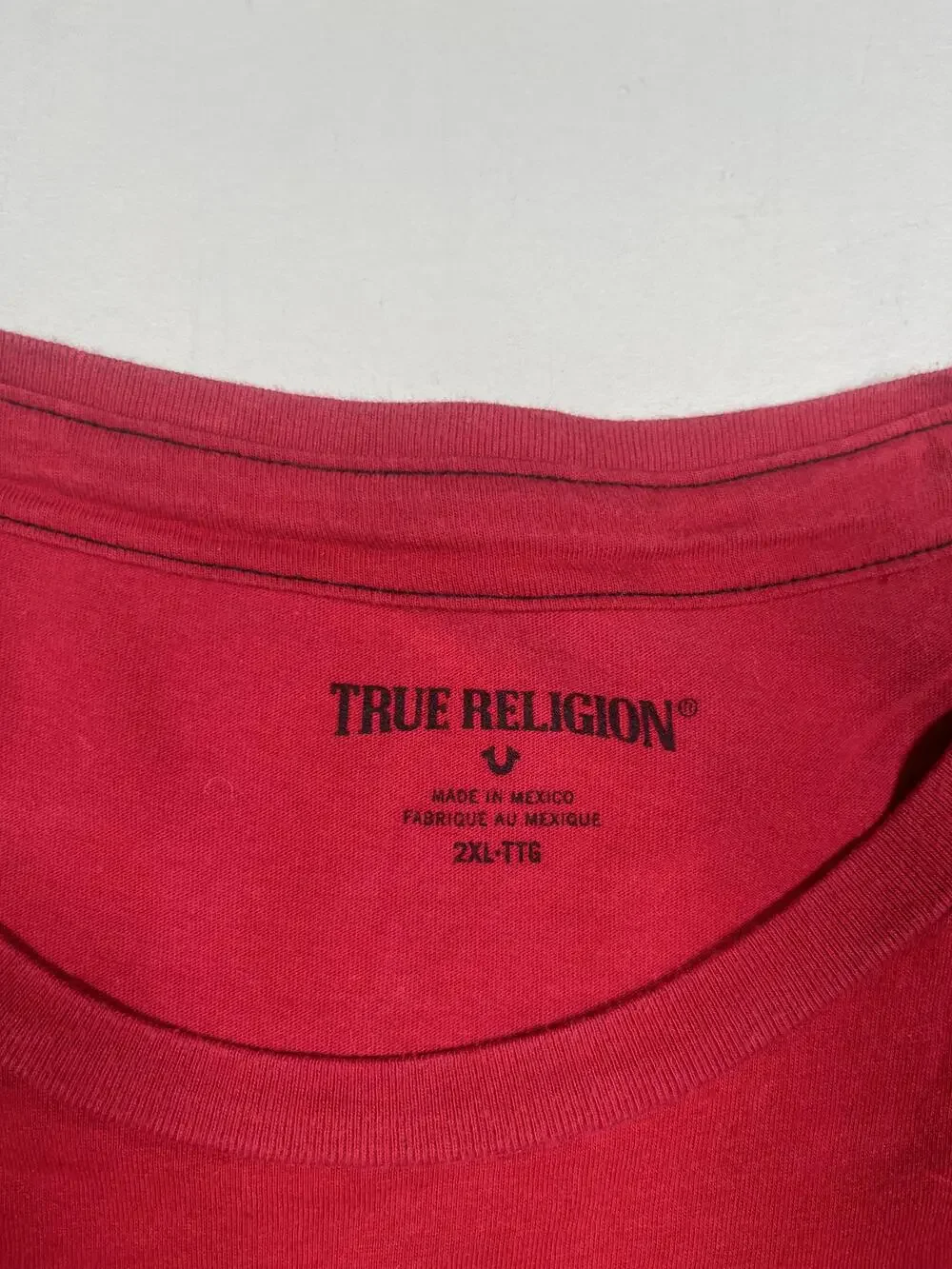 True Religion Shirt Mens 2XL Red Skull Crossbones Graphic Tee Streetwear Read